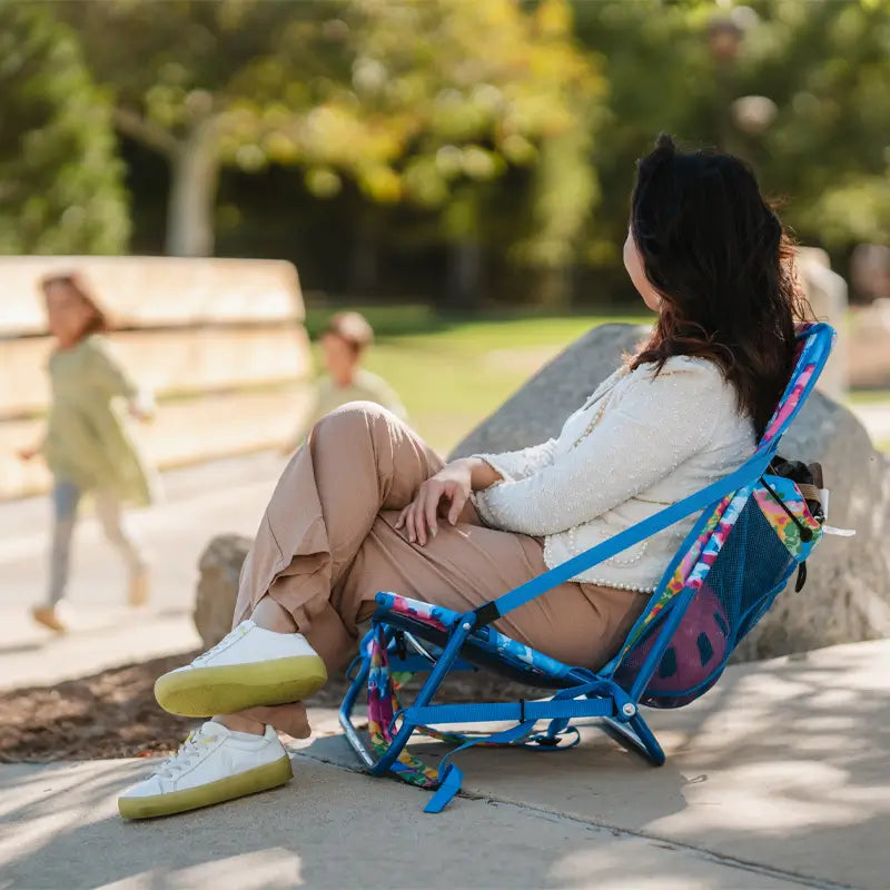 Sand-Friendly Everywhere Chair 2 - Choice 656 - Portable Heavy-Duty Low Boy Chair for Ocean Side Detail