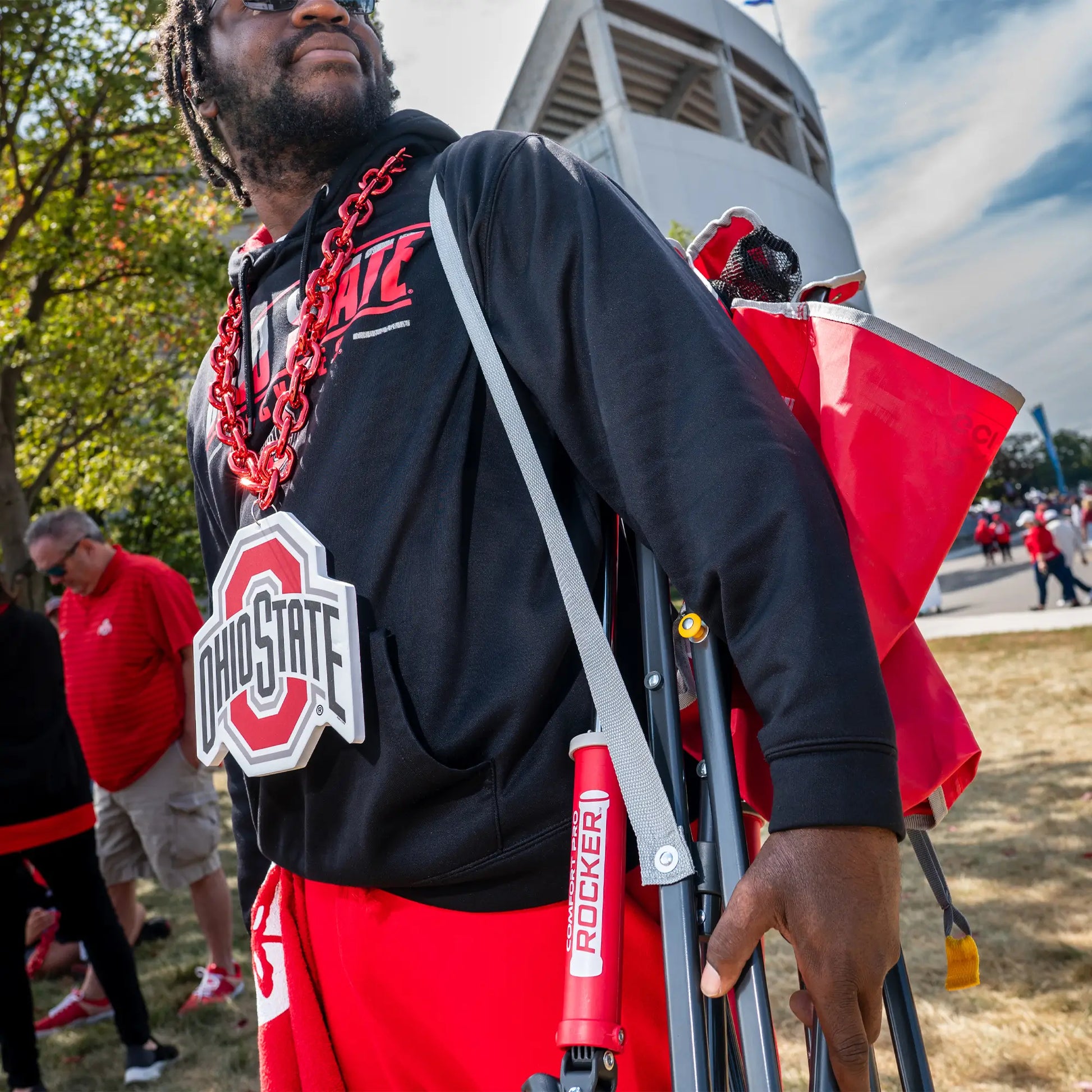 Smooth Motion College Comfort Pro Rocker - Ohio State Buckeyes - Choice 676 - RoadTrip Rocker Smooth Motion Camp Chair Detail